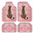 Pembe Saray Leoparı — 4 parça takım vitrini — son kalıp, beyaz overlok