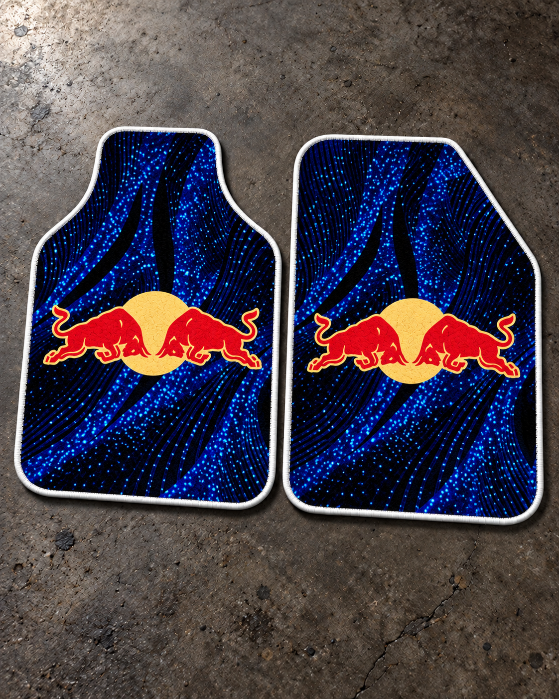Red Bull Mavi Işıltı — beton zeminde ön paspaslar — son kalıp