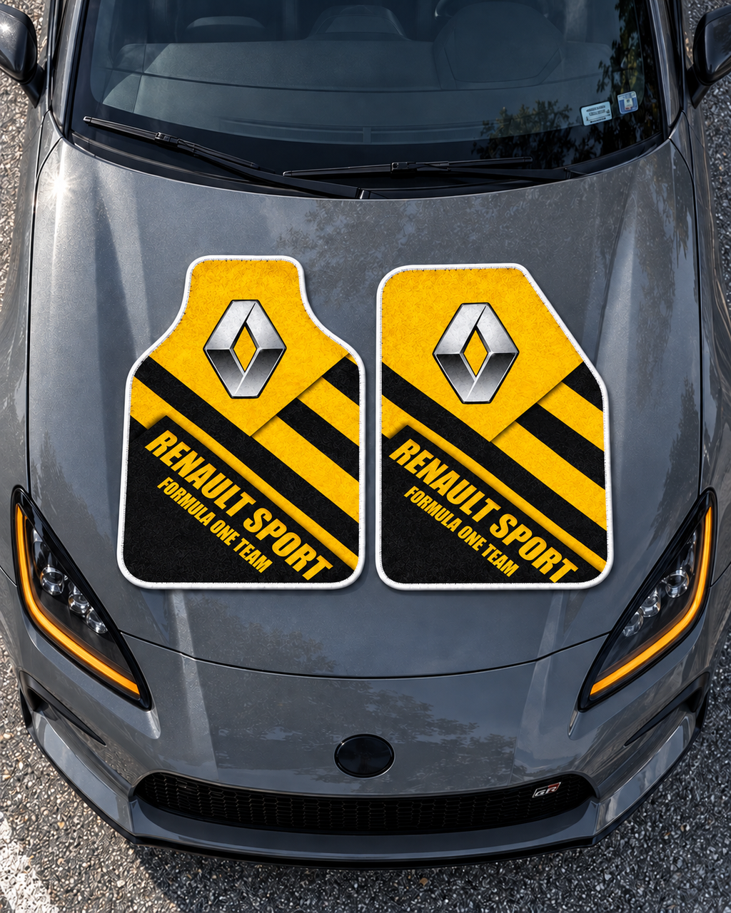 Renault Sport Sarı Rota — tepeden gri GR86 kaputu — son kalıp, beyaz overlok
