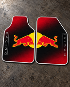 Red Bull Kızıl Boğa — beton zeminde ön paspaslar — son kalıp, beyaz overlok