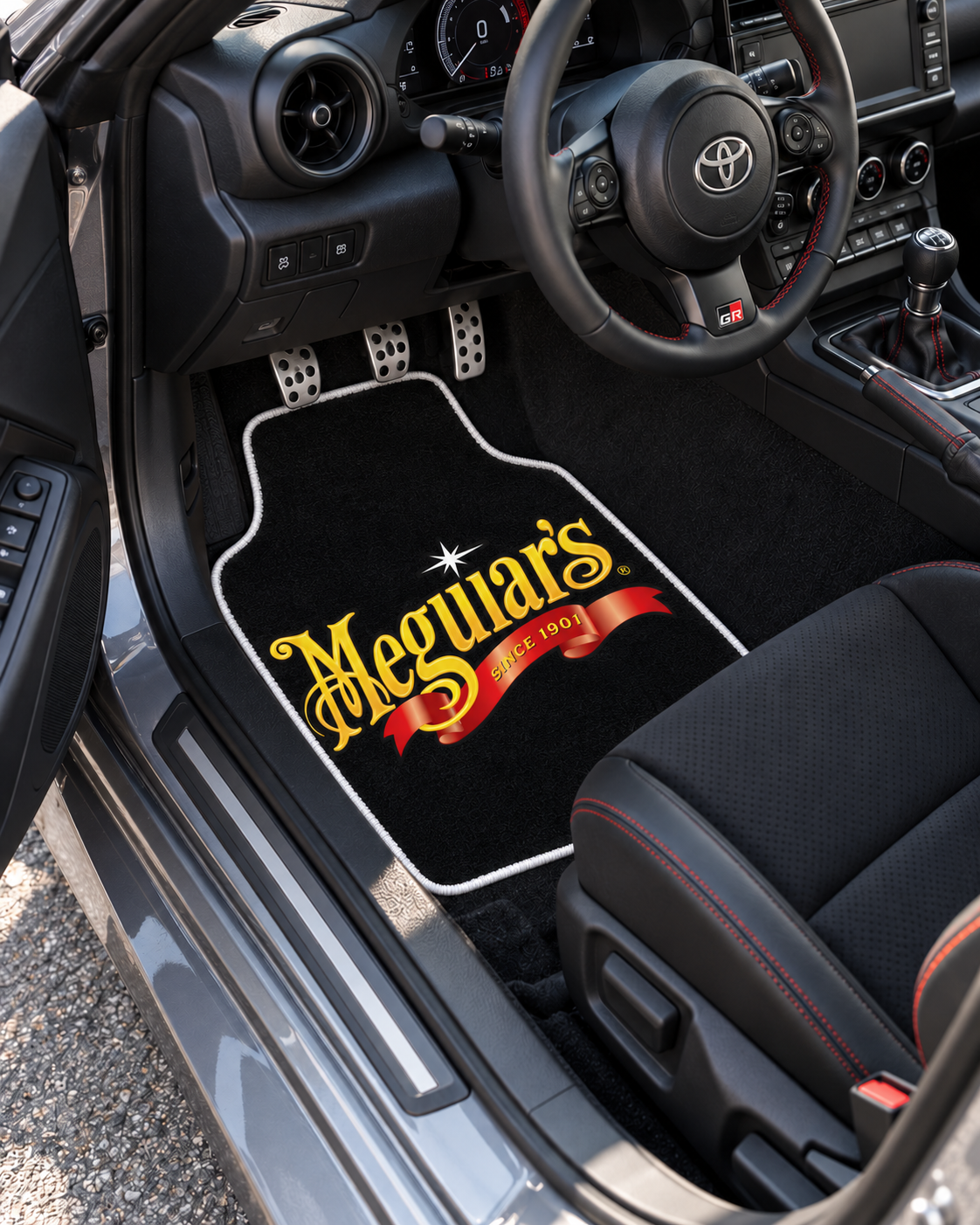 Meguiars Altın İmza — sol sürücü kapısından araç içi — son kalıp