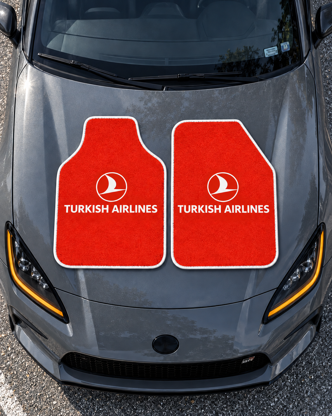 Turkish Airlines Turuncu — tepeden gri GR86 kaputu — son kalıp, beyaz overlok
