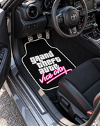 GTA Vice City İmza — sol sürücü kapısından araç içi — son kalıp, beyaz overlok