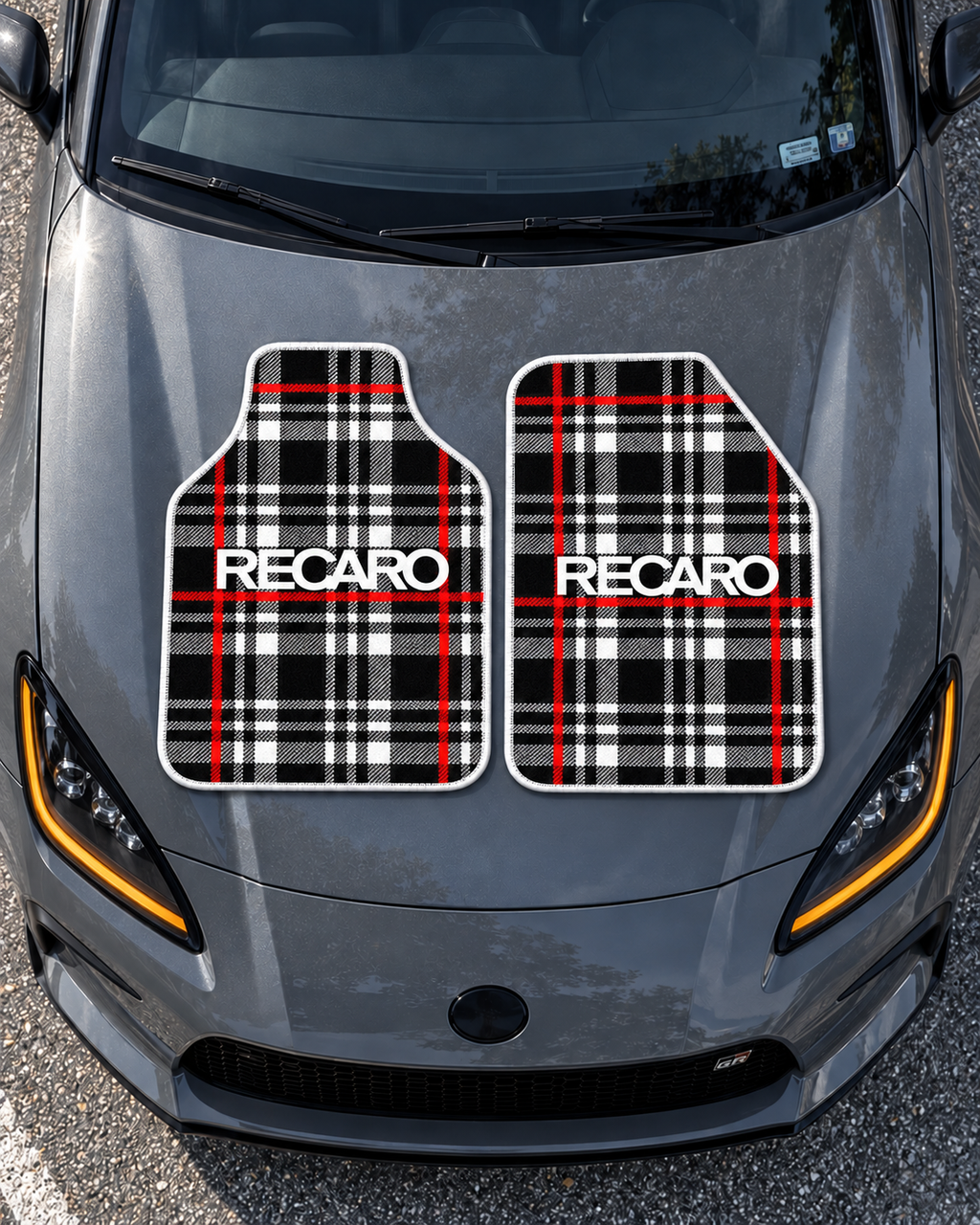 Recaro Gece Ekose — tepeden gri GR86 kaputu — son kalıp, beyaz overlok