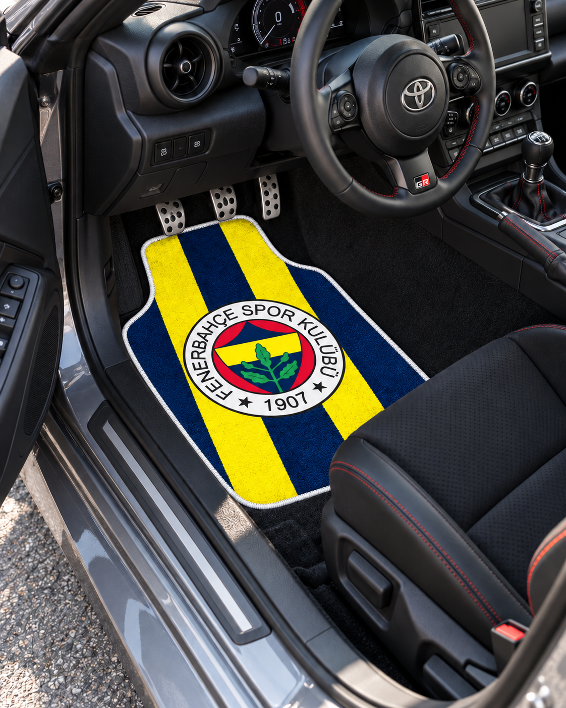 Sarı Lacivert Tribün — sol sürücü kapısından araç içi — son kalıp