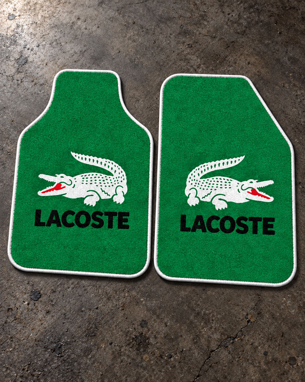 Lacoste Yeşil İmza — beton zeminde ön paspaslar — son kalıp, beyaz overlok
