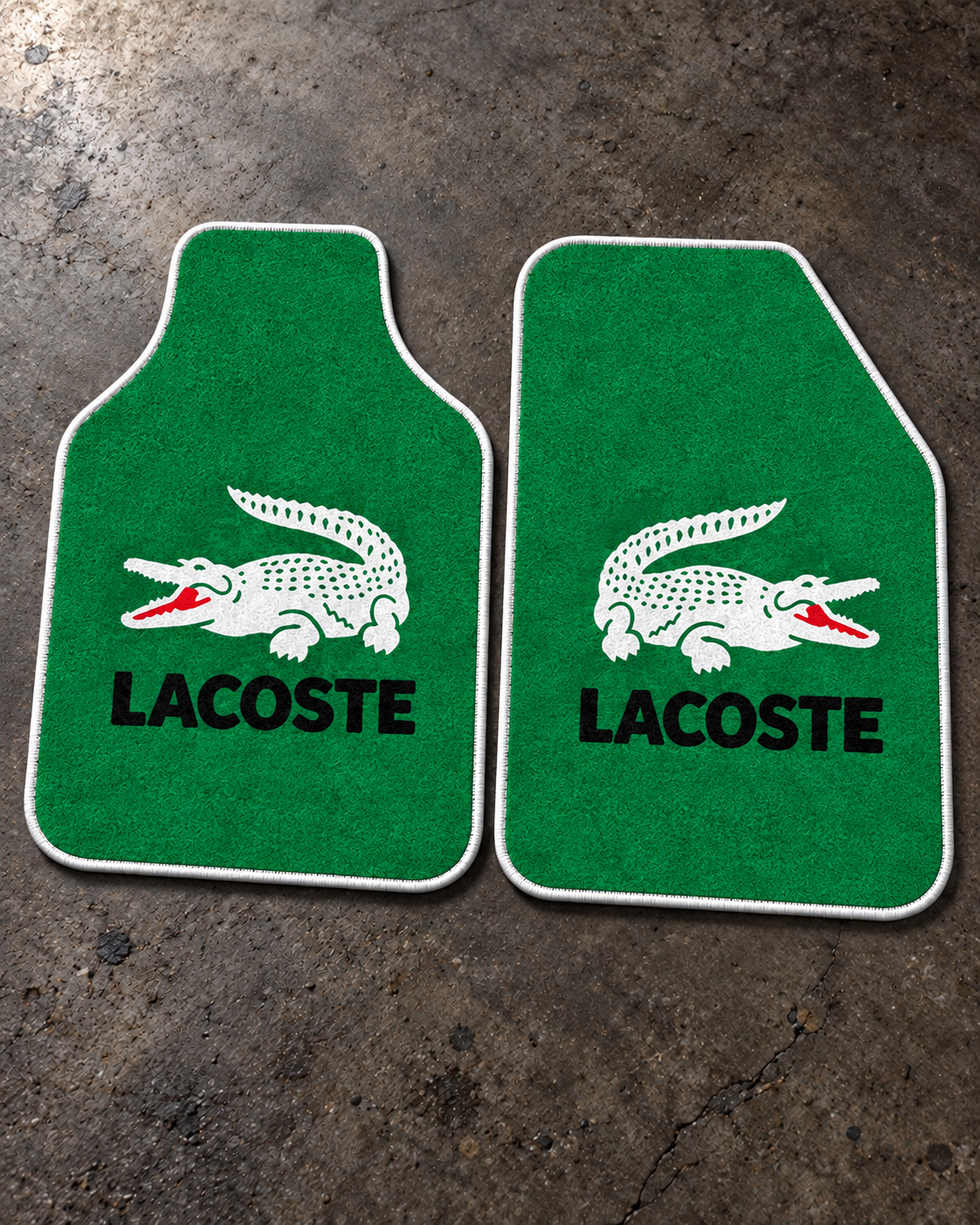 Lacoste Yeşil İmza — beton zeminde ön paspaslar — son kalıp, beyaz overlok