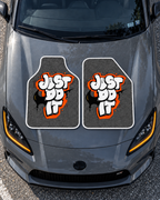 Just Do It Grafiti — tepeden gri GR86 kaputu — son kalıp, beyaz overlok